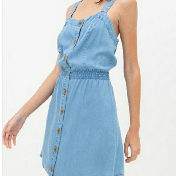 Sleeveless Dress - Picture 4 of 6